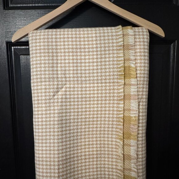 Blanket Scarf Yellow Tan - Picture 2 of 2